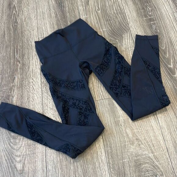 Lululemon Floral size 0 leggings - Picture 1 of 5